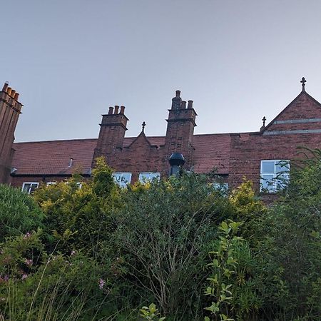Cober Hill Hotel Скарбъро Екстериор снимка