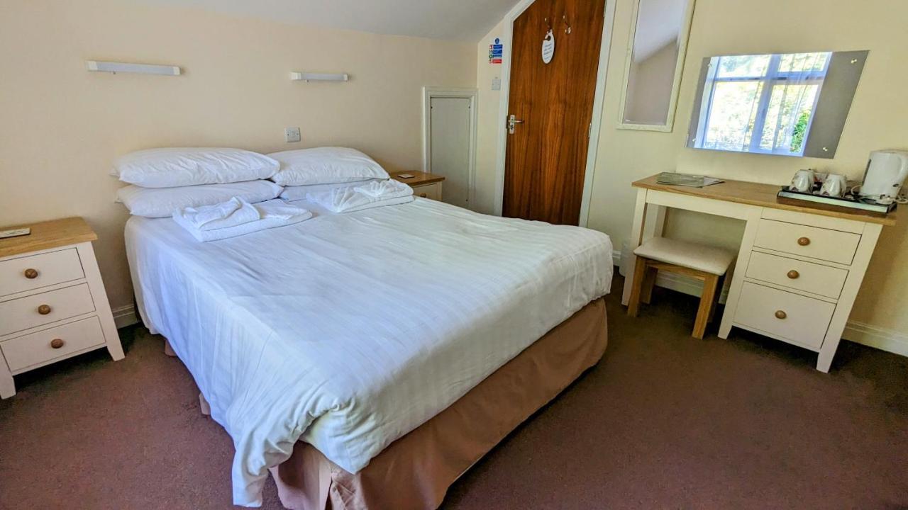 Cober Hill Hotel Скарбъро Екстериор снимка
